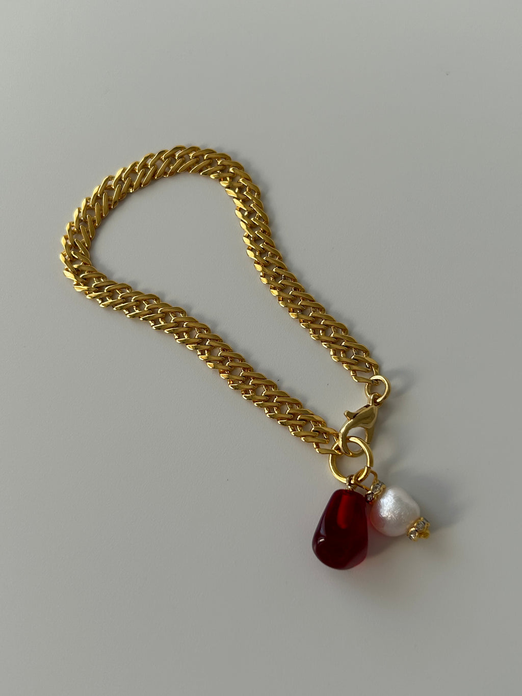 Nar Tanesi/İnci Charm Zincir Bileklik