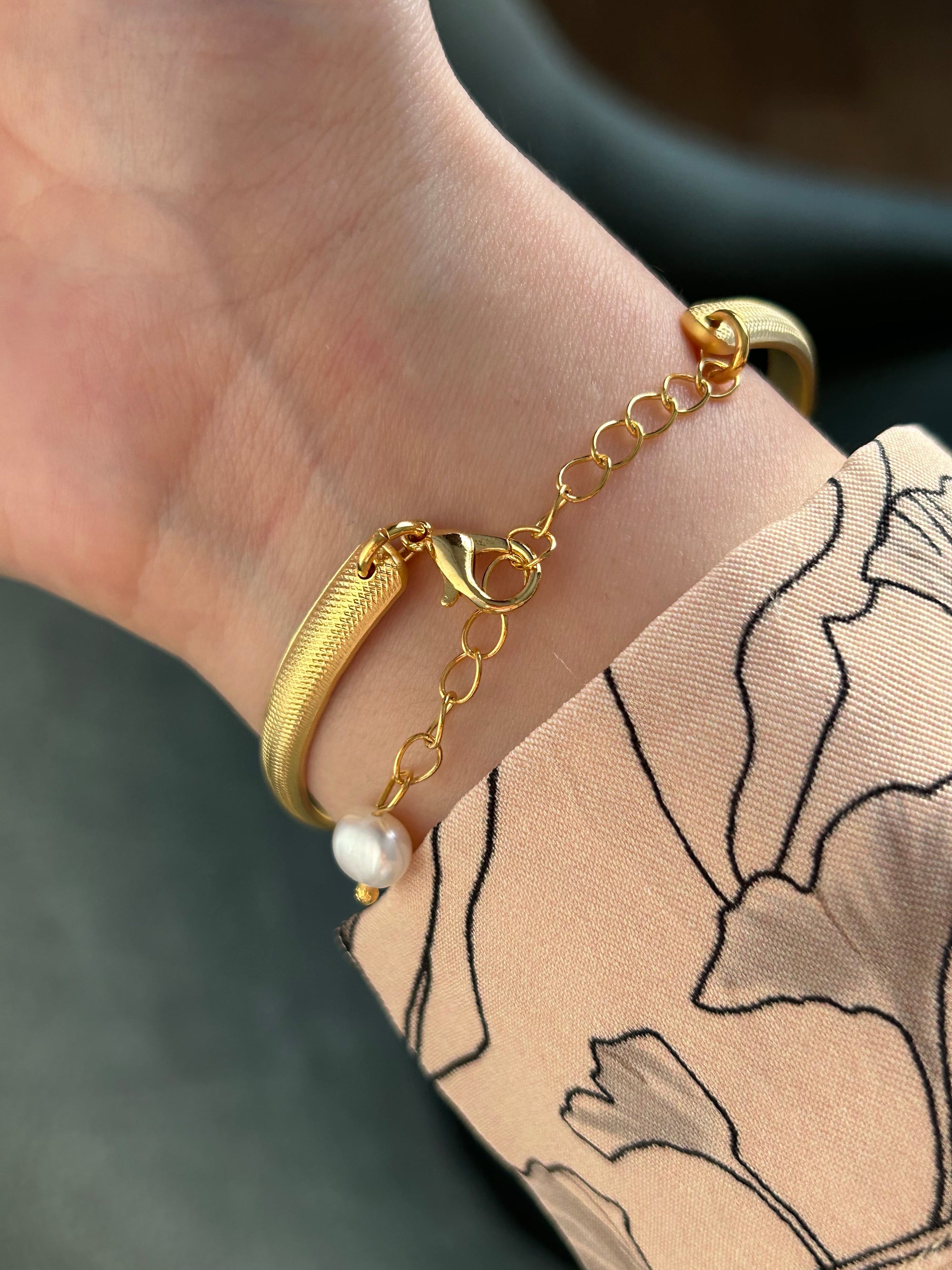 İnci Charm Bilezik