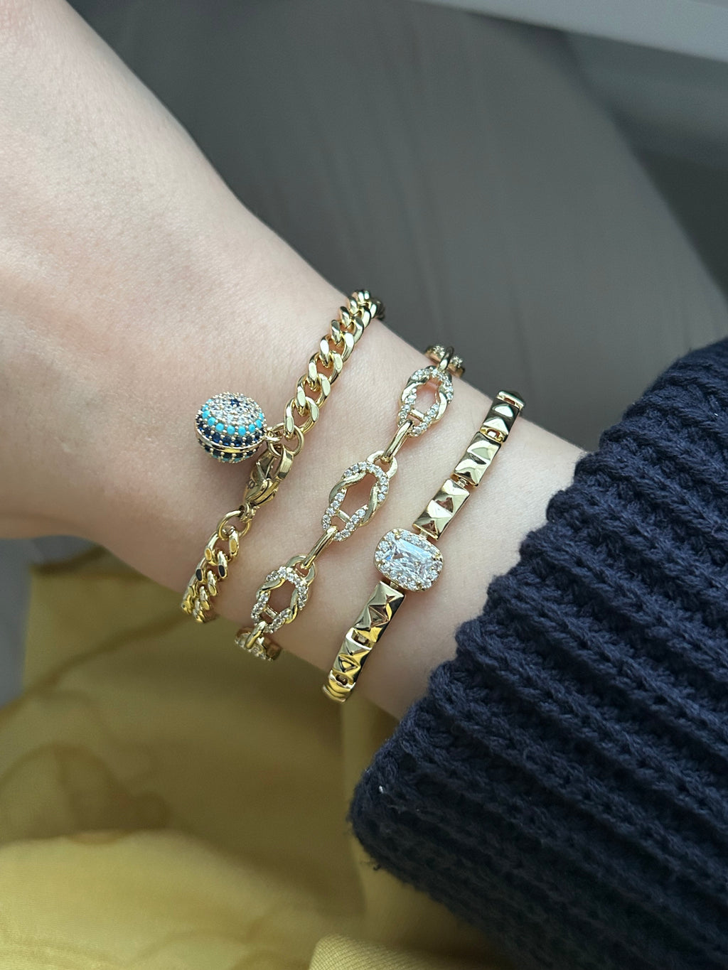 Xuping Baget Taş Bileklik