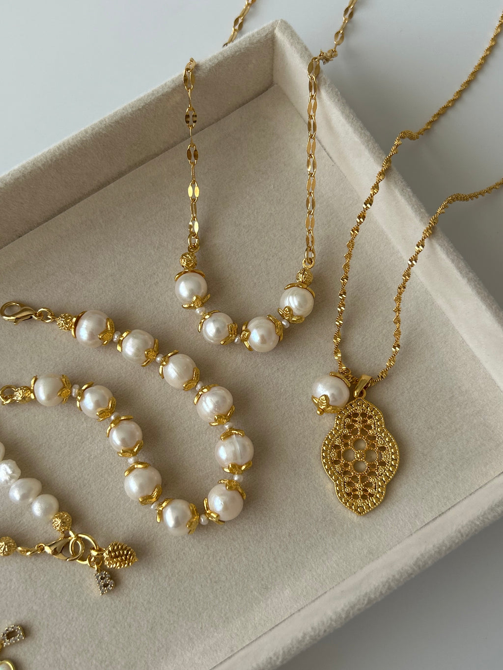 Vintage Firuze/İnci Charm Kolye