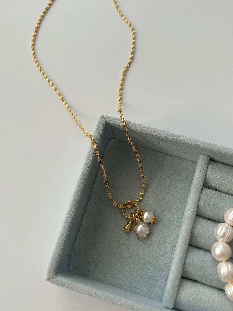 Beyaz Cam/İnci Charm Kolye