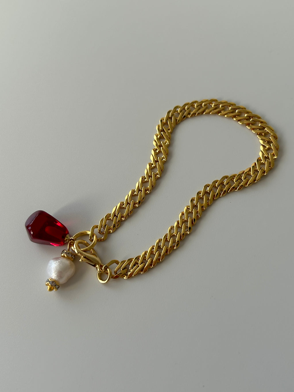 Nar Tanesi/İnci Charm Zincir Bileklik