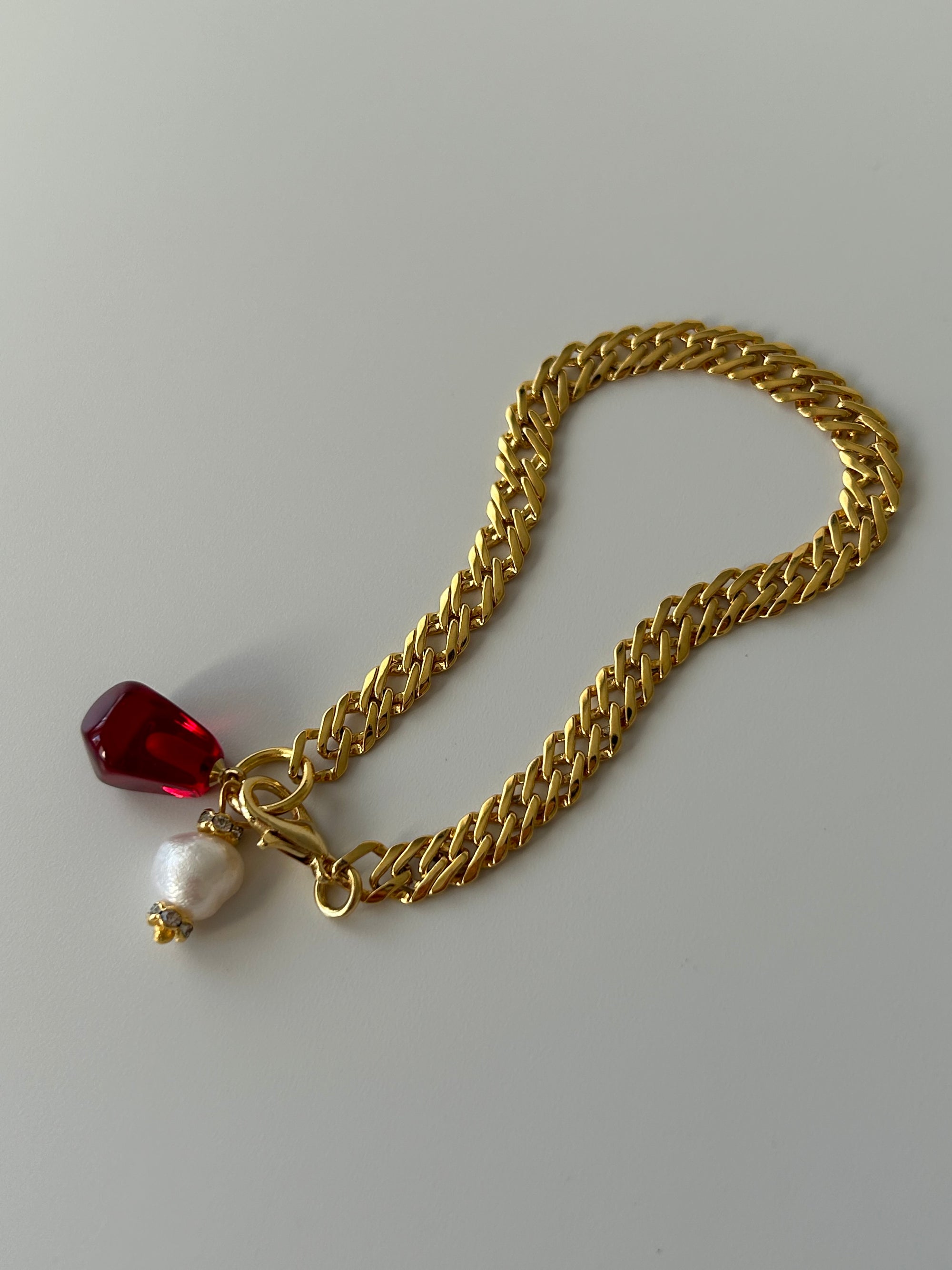 Nar Tanesi/İnci Charm Zincir Bileklik