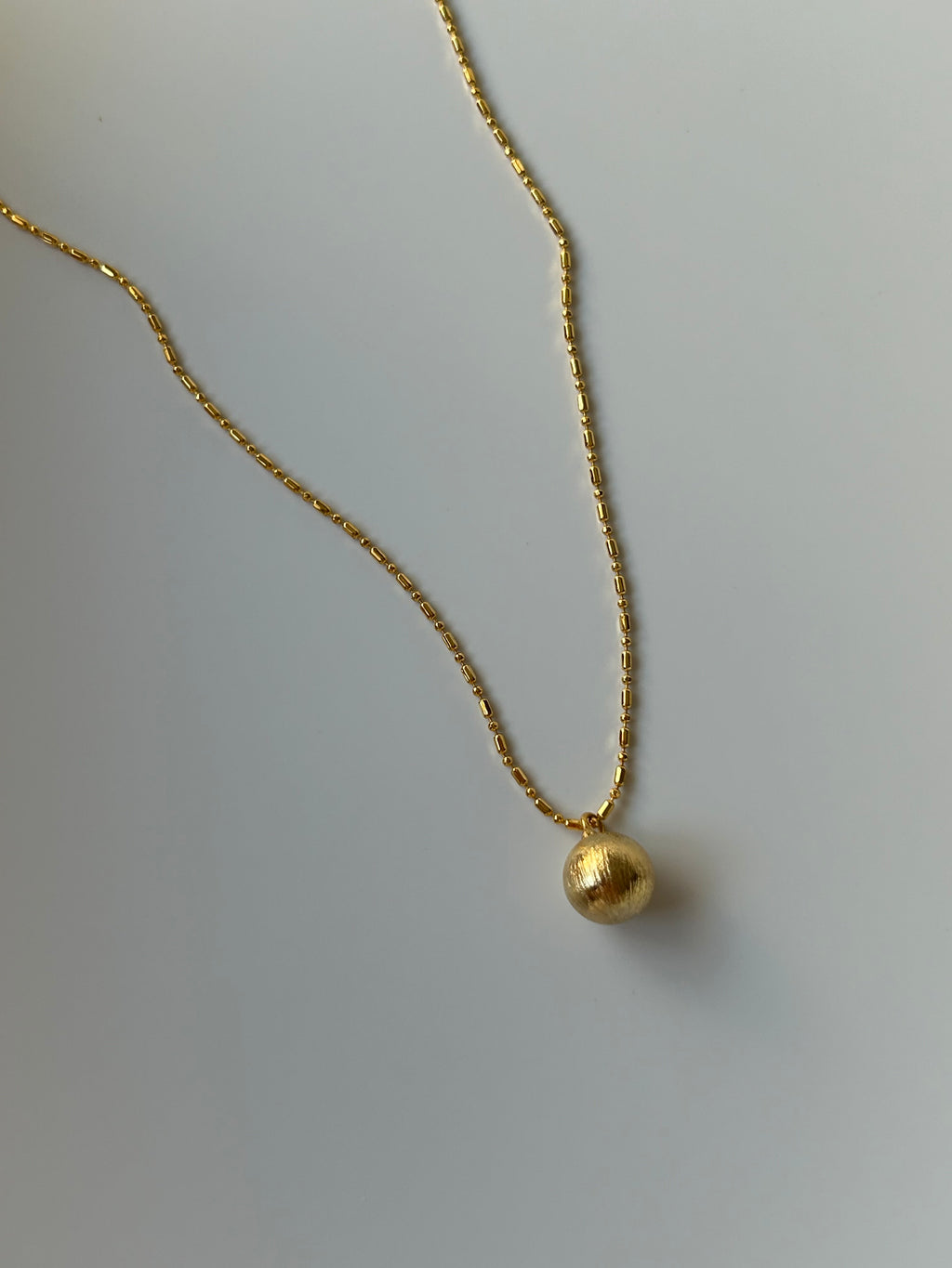 Antik Dorika Charm Kolye