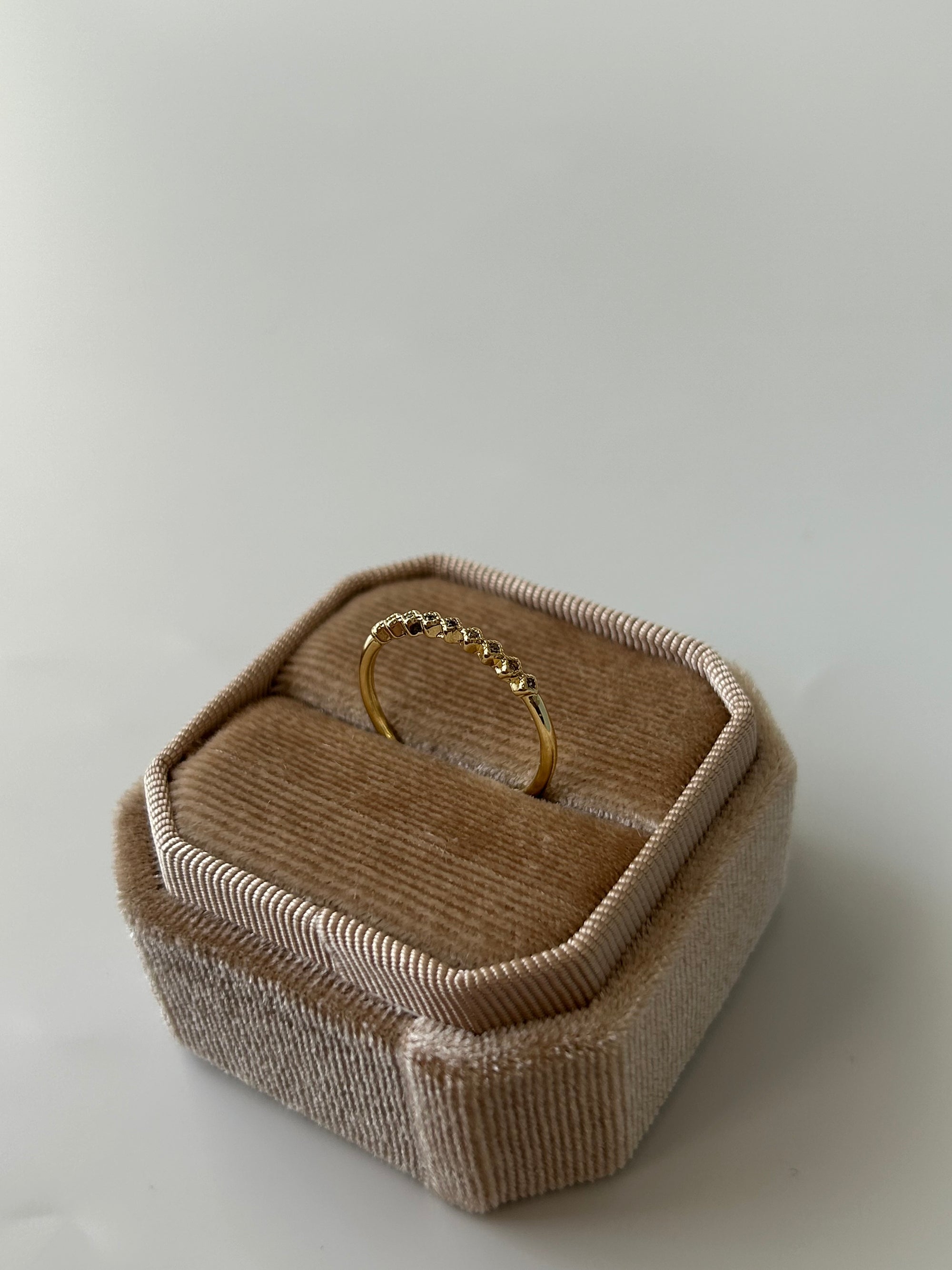 Minimal Zirkon Taş Yüzük