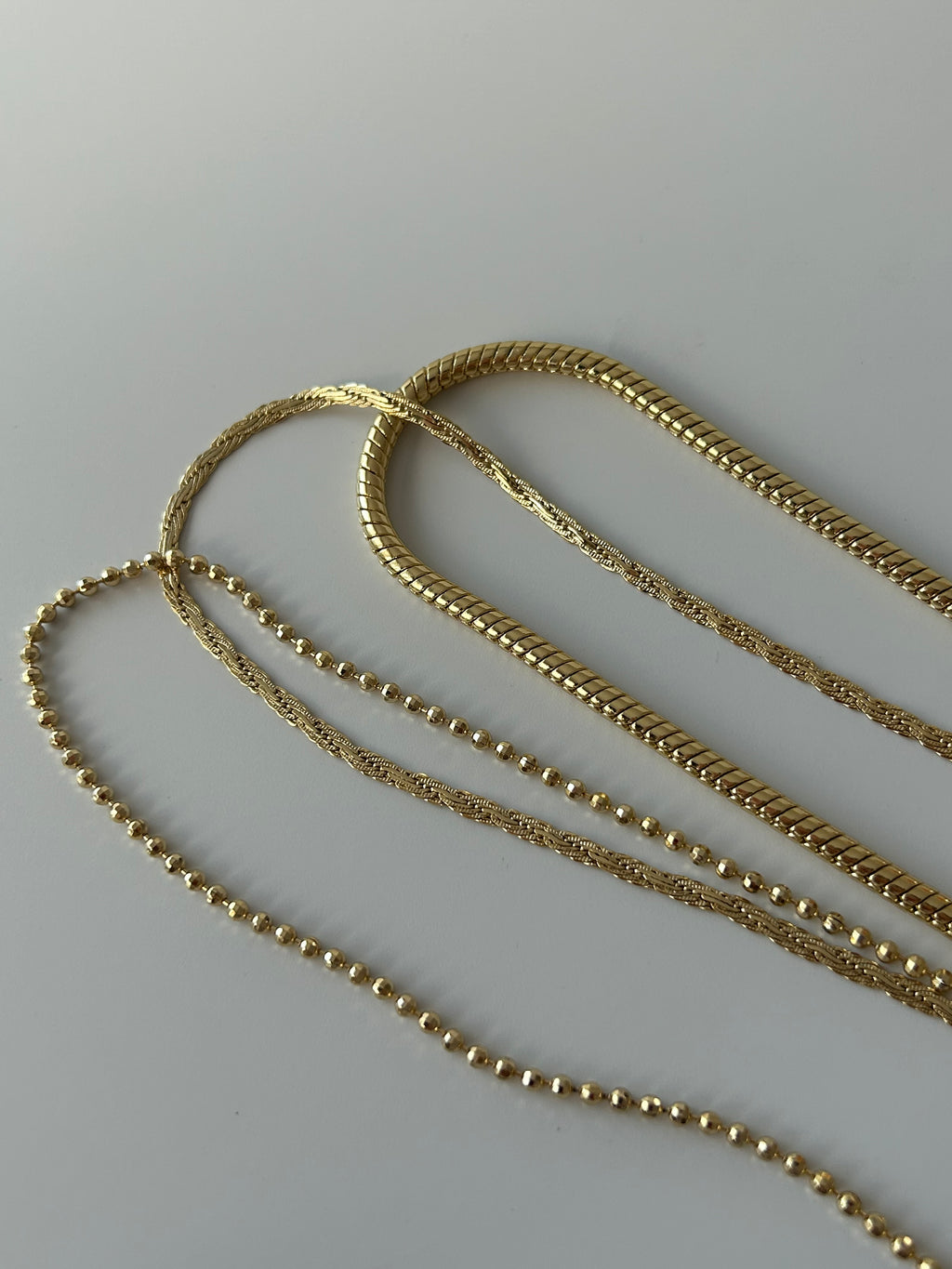 Xuping Minimal Dorika Zincir Kolye