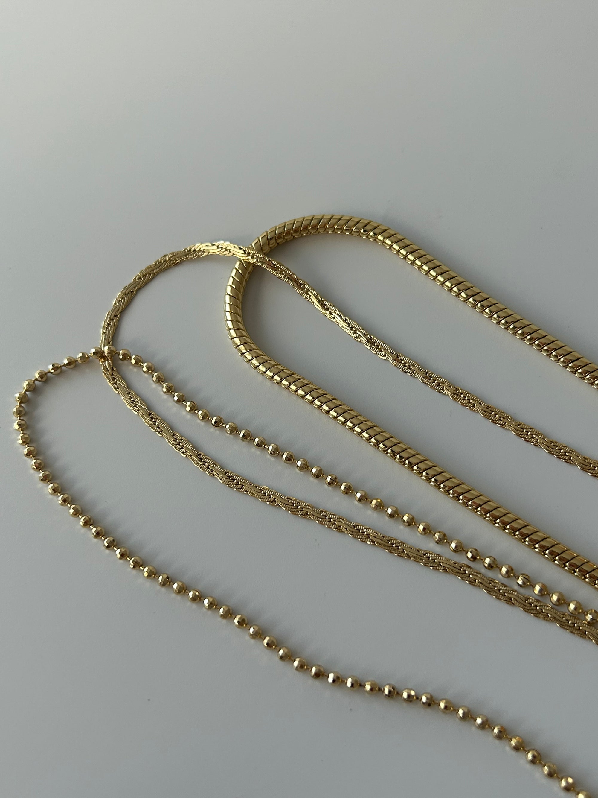 Xuping Minimal Dorika Zincir Kolye