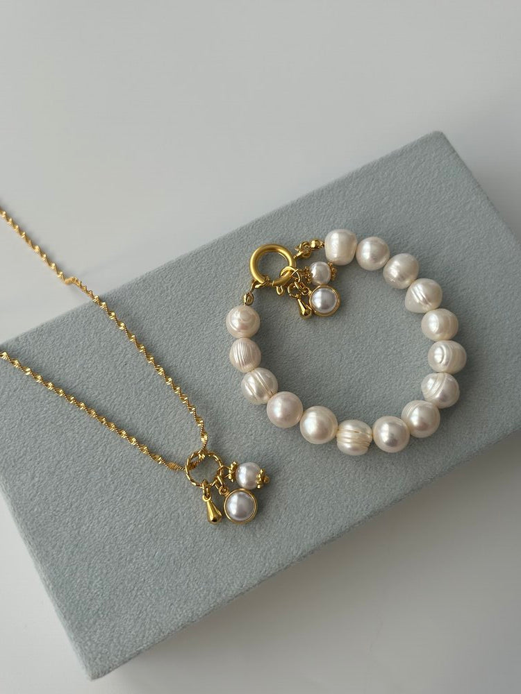 Beyaz Cam/İnci Charm Kolye
