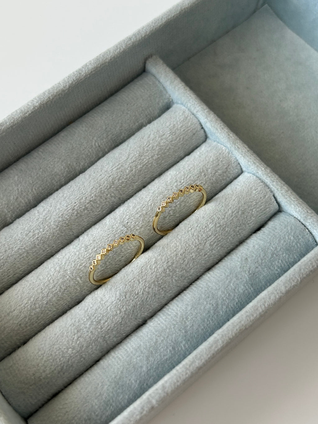 Minimal Zirkon Taş Yüzük