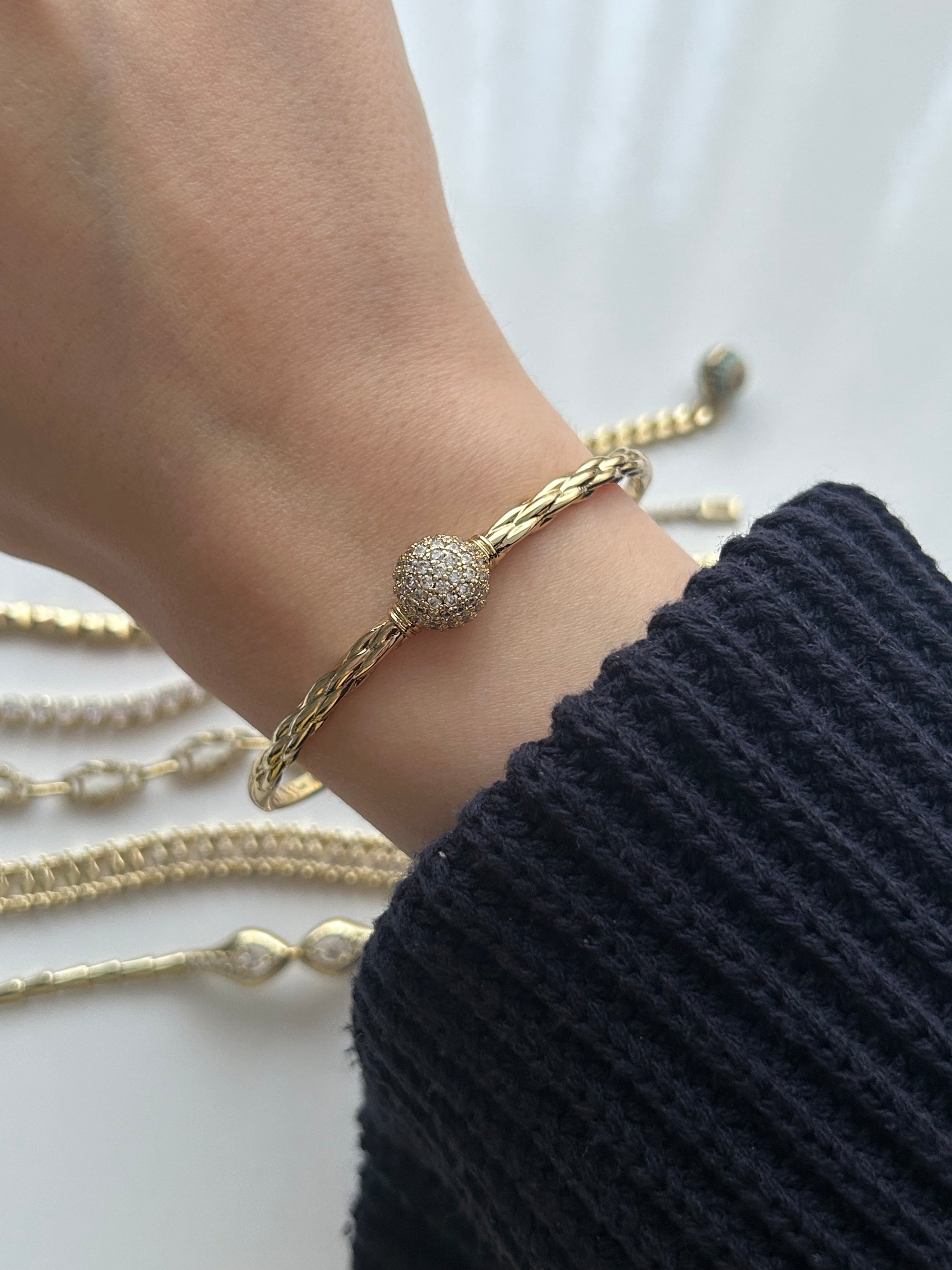 Xuping Taşlı Dorika Bilezik