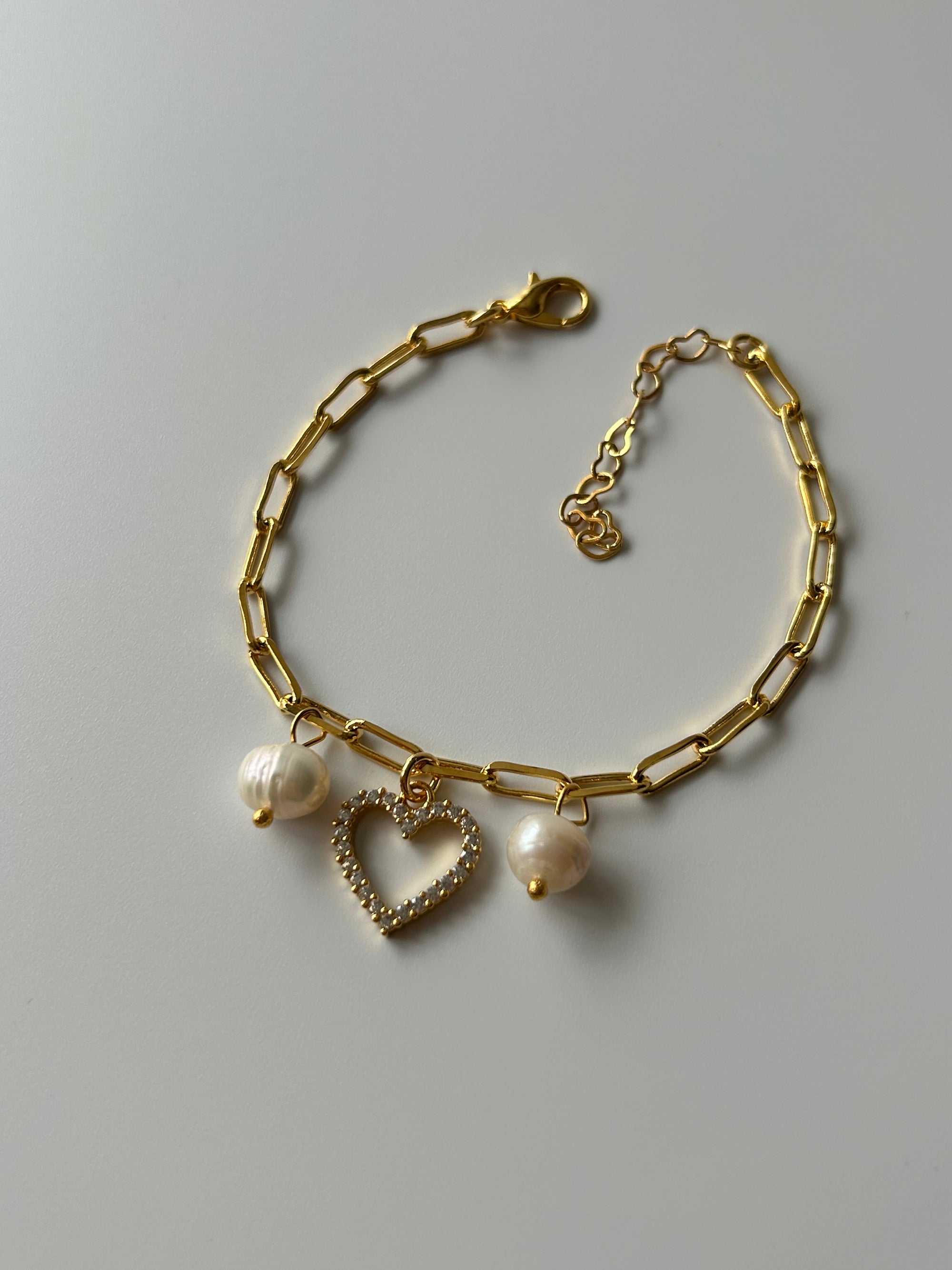 Zirkon Kalp/İnci Charm Zincir Bileklik