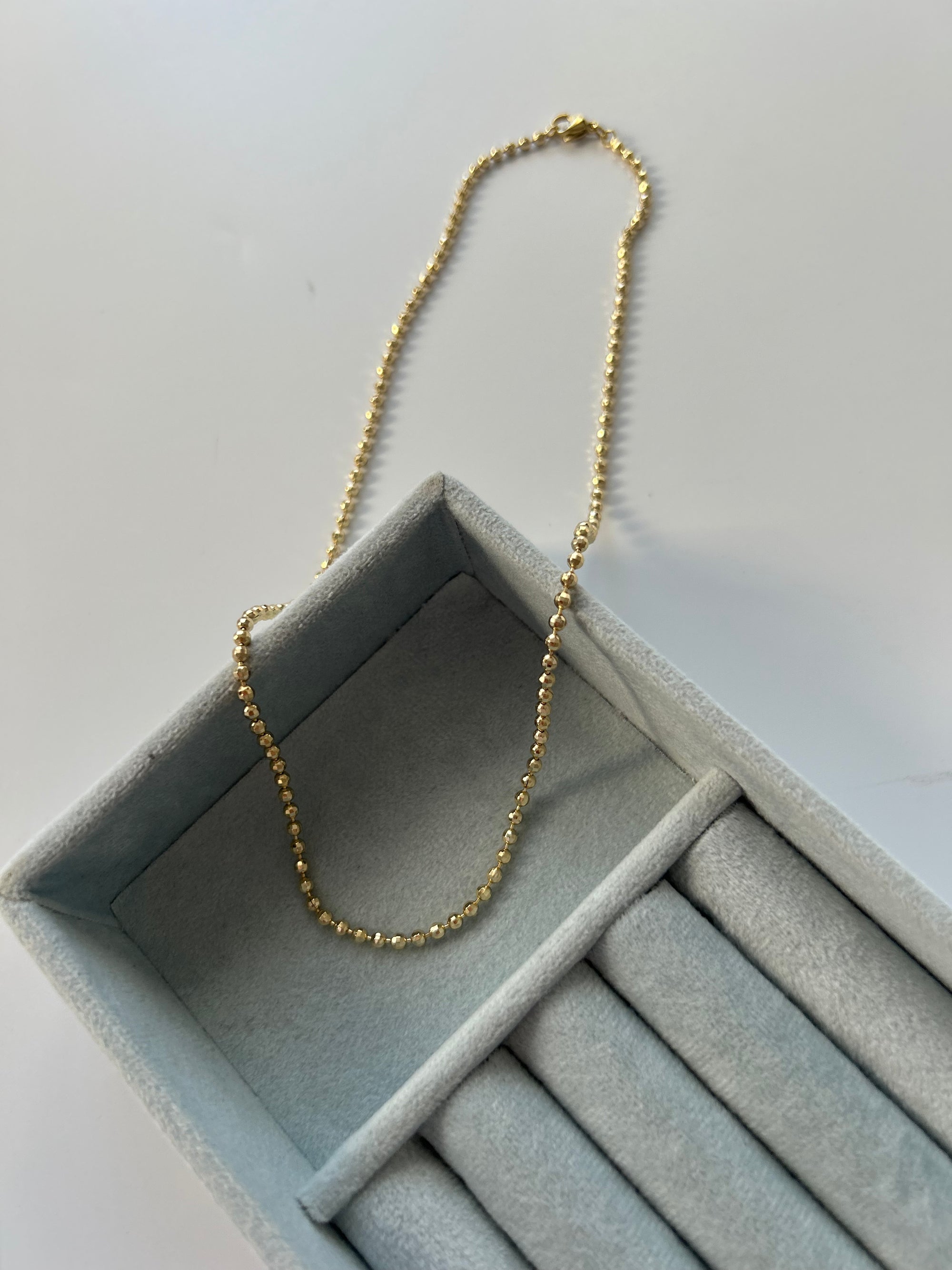 Xuping Minimal Dorika Zincir Kolye