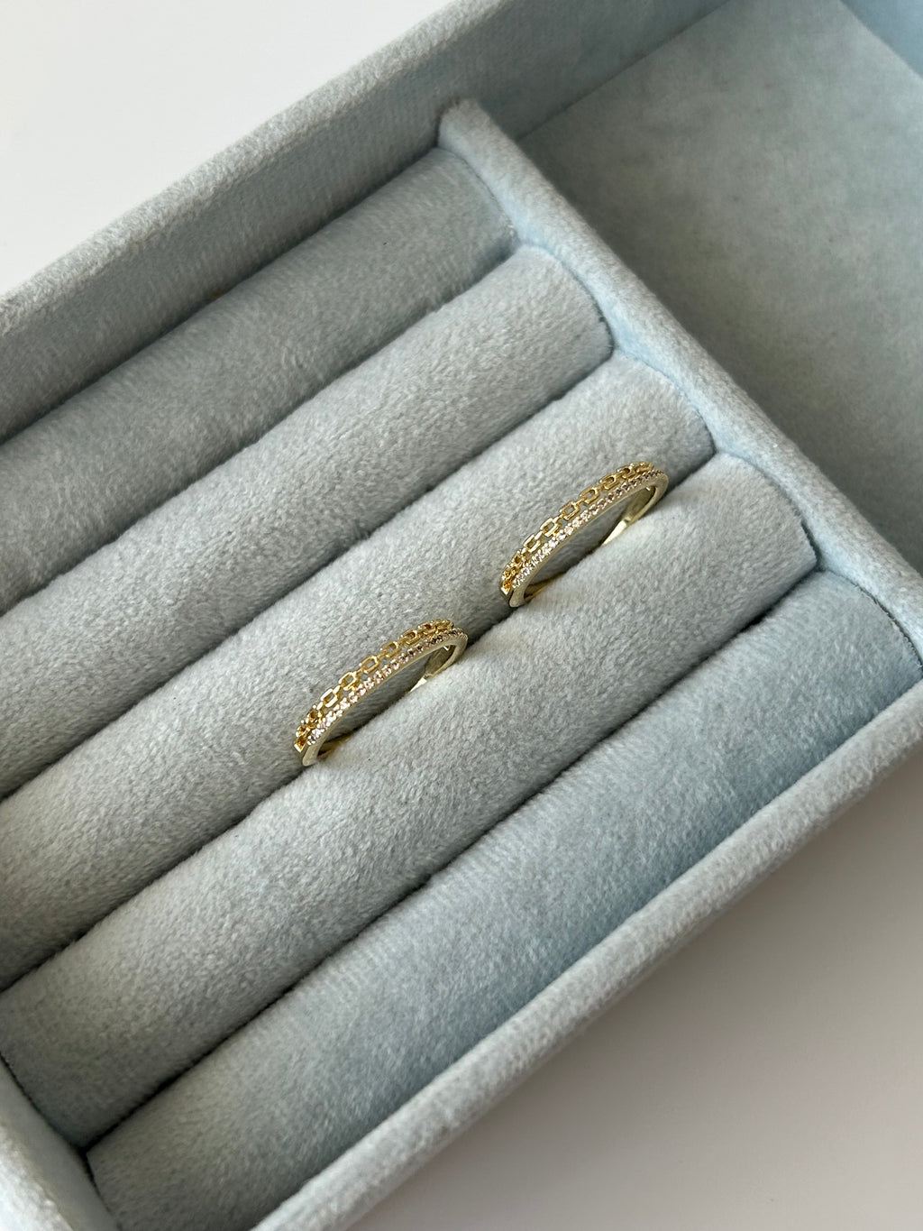 Zirkon Taş Zincir Yüzük