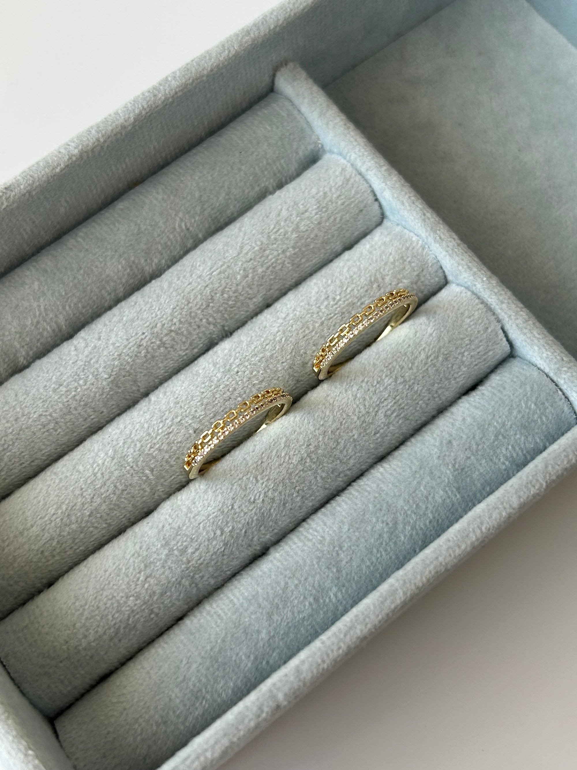 Zirkon Taş Zincir Yüzük