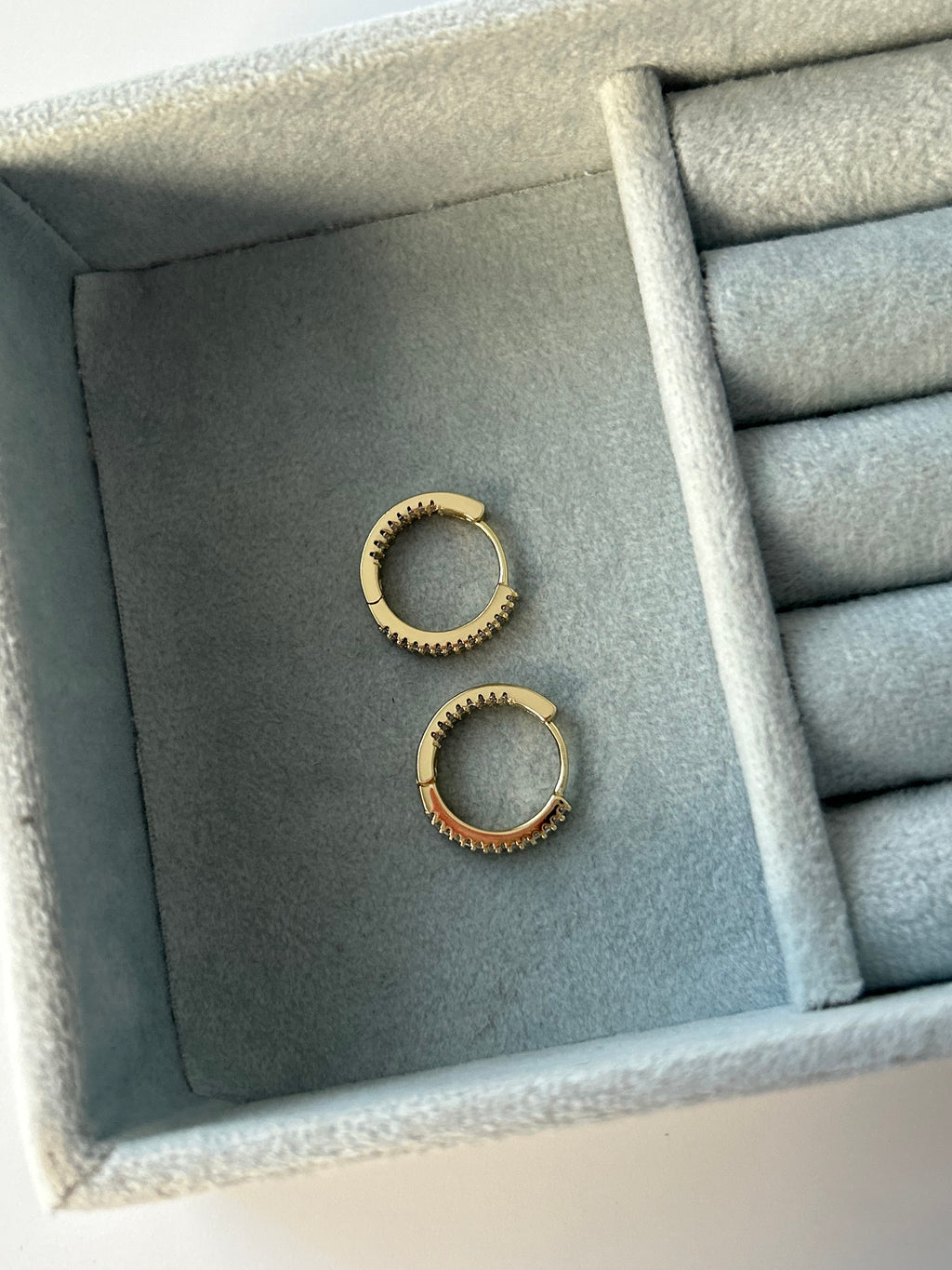 Xuping Zirkon Taş Küpe