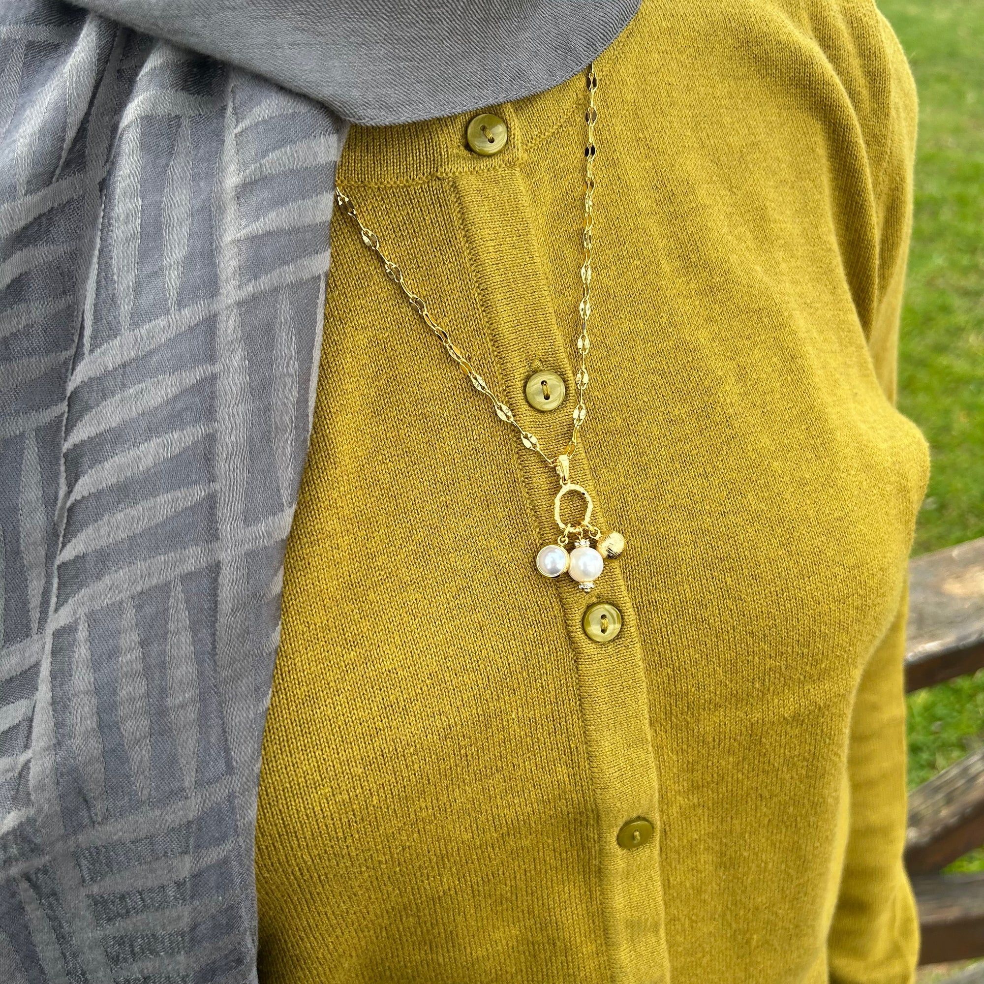 Beyaz Cam/Antik Dorika/İnci Charm Kolye