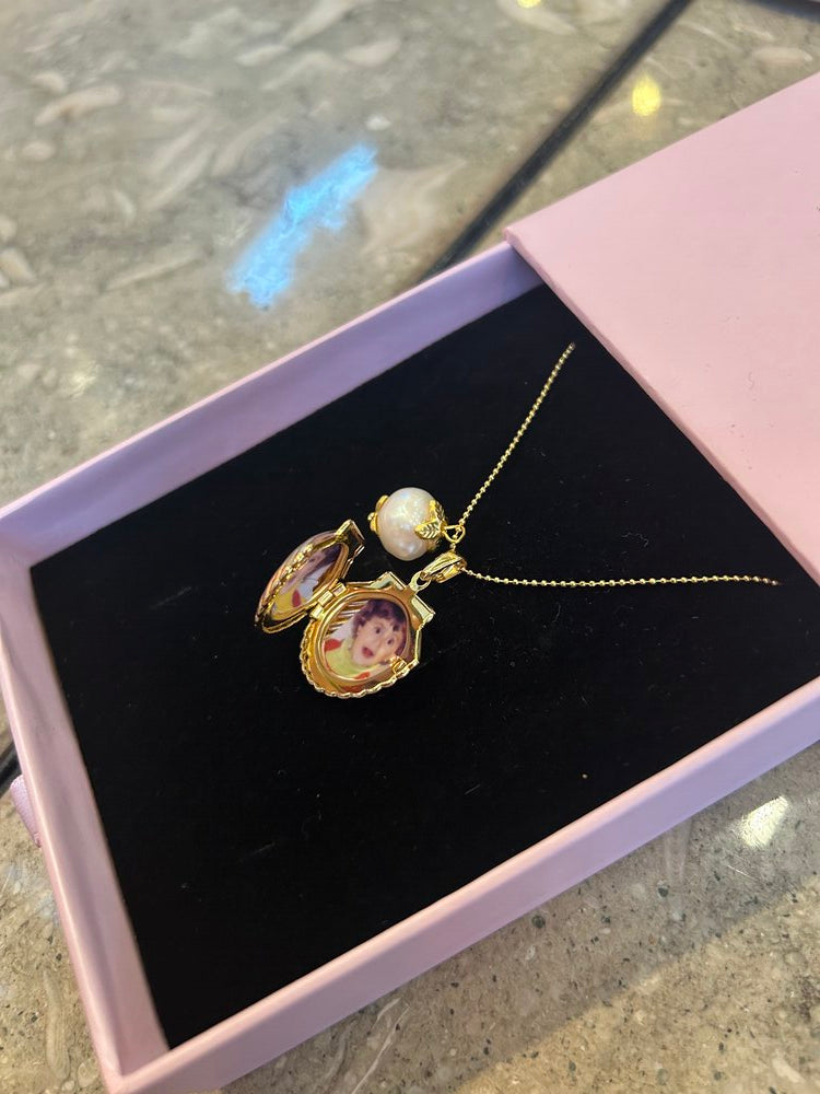 İstiridye Anı İnci Charm Kolye