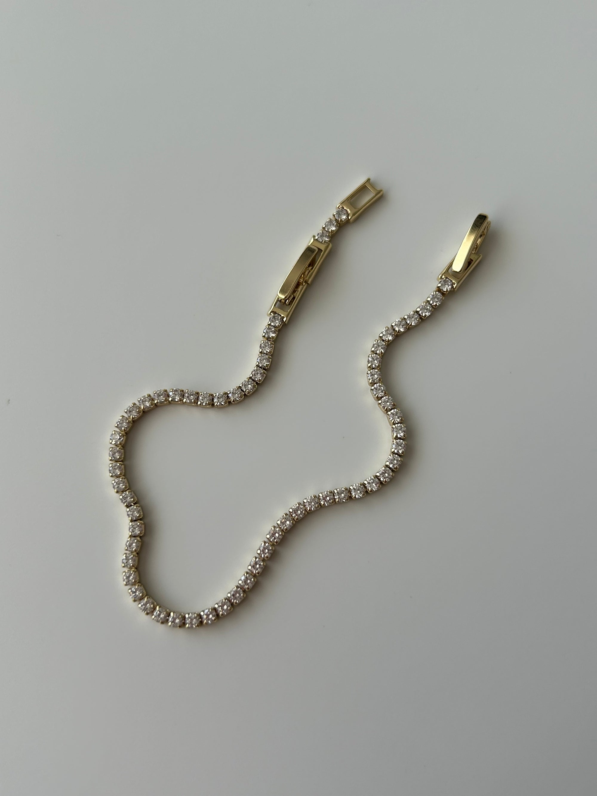 Xuping Su Yolu Bileklik (2mm)