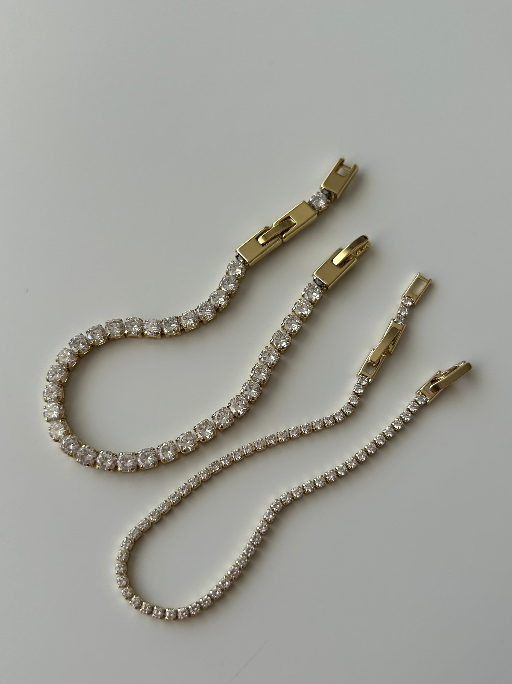 Xuping Su Yolu Bileklik (2mm)